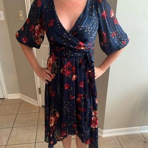 Great for a wedding or night out.